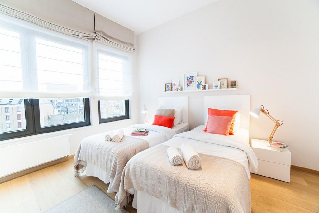 Sweet Inn Apartments - Madou Brussel Bagian luar foto