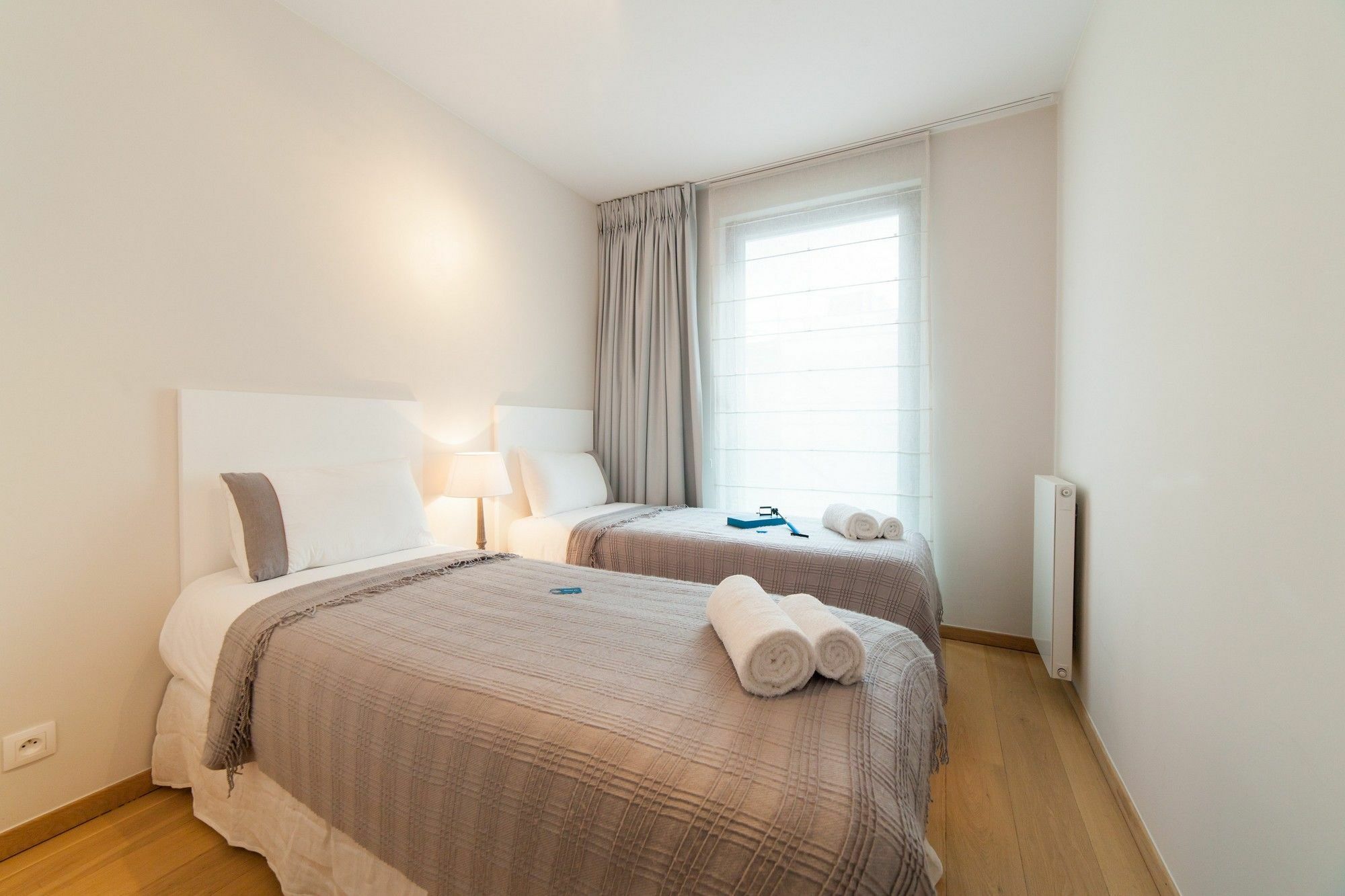 Sweet Inn Apartments - Madou Brussel Bagian luar foto
