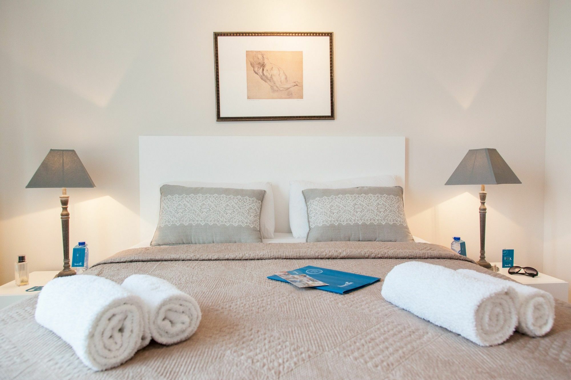 Sweet Inn Apartments - Madou Brussel Bagian luar foto