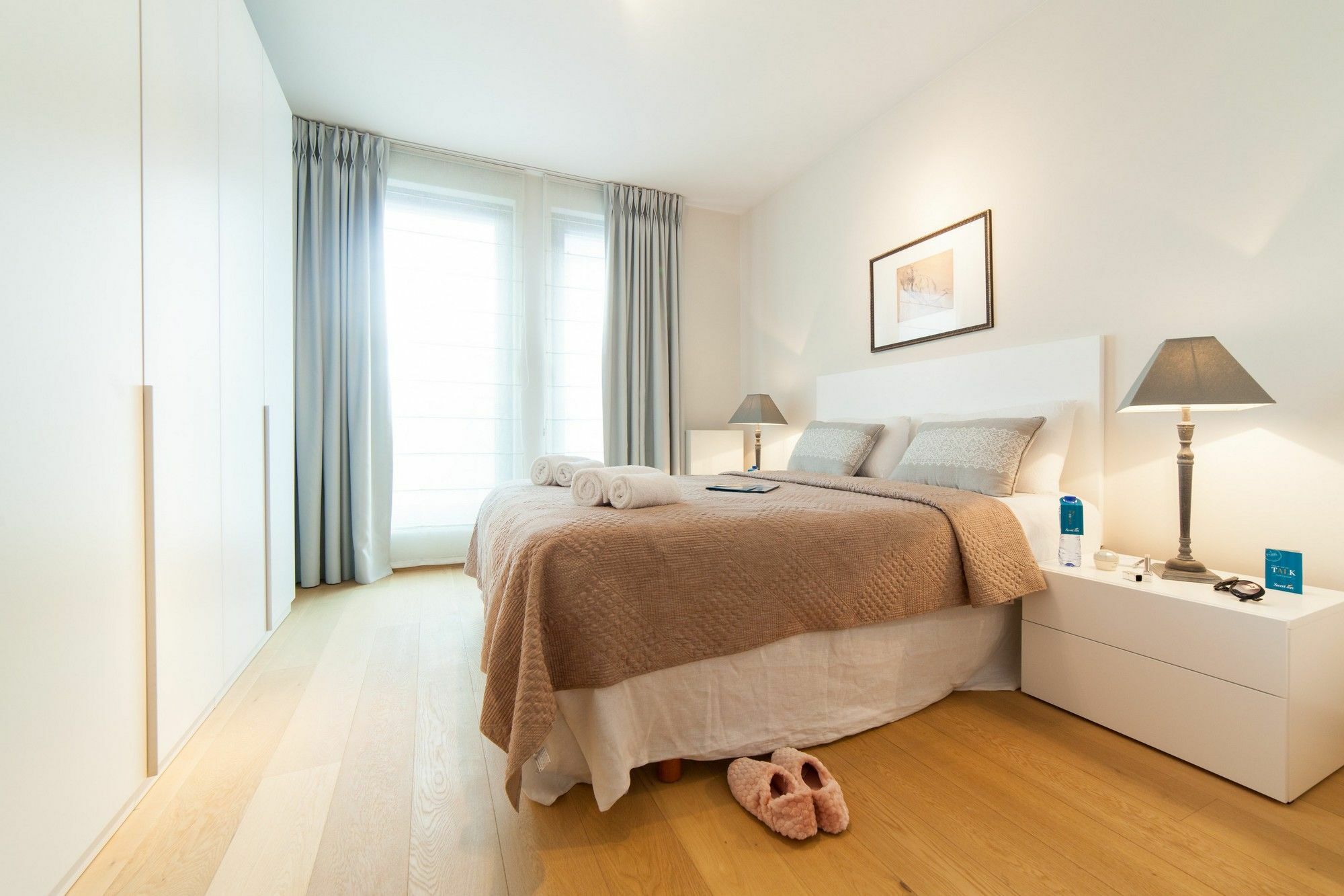 Sweet Inn Apartments - Madou Brussel Bagian luar foto