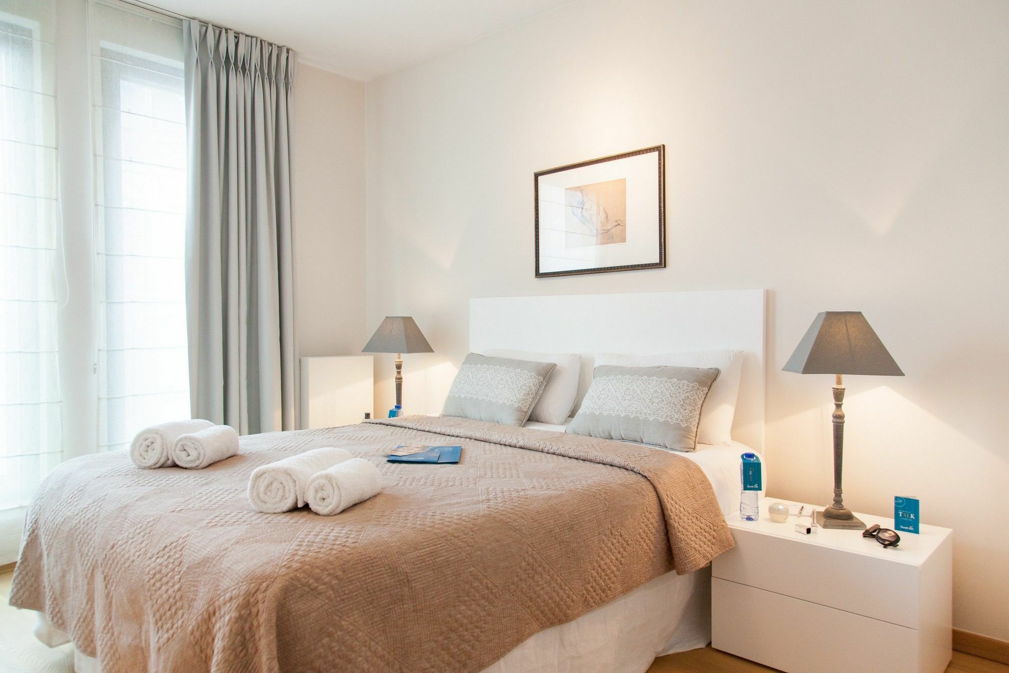 Sweet Inn Apartments - Madou Brussel Bagian luar foto