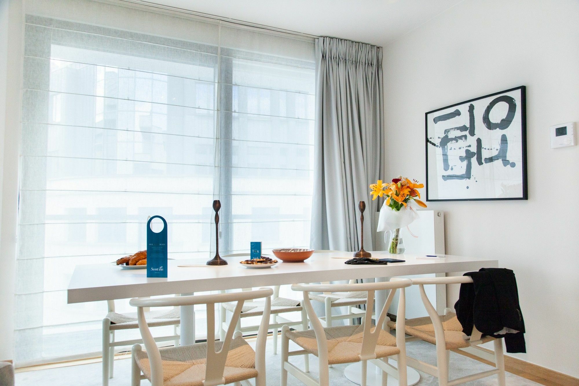 Sweet Inn Apartments - Madou Brussel Bagian luar foto